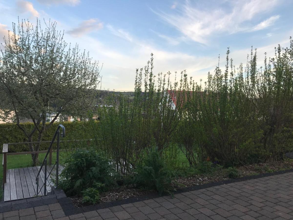 Wohnung Mit Panoramablick Gerolstein Exterior foto