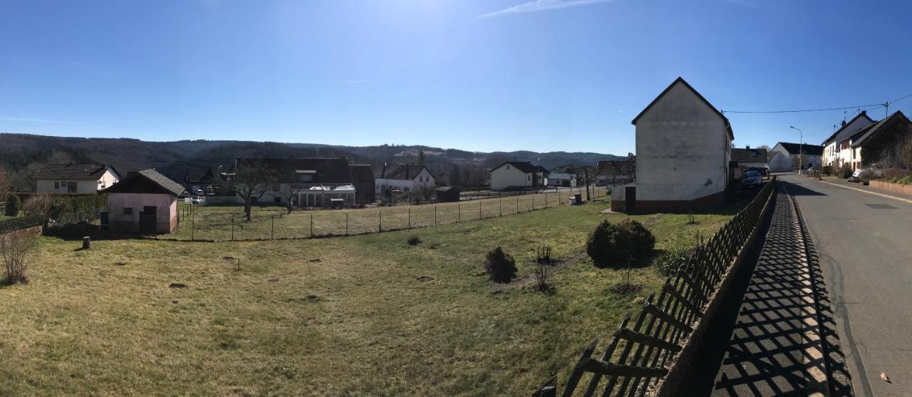 Wohnung Mit Panoramablick Gerolstein Exterior foto